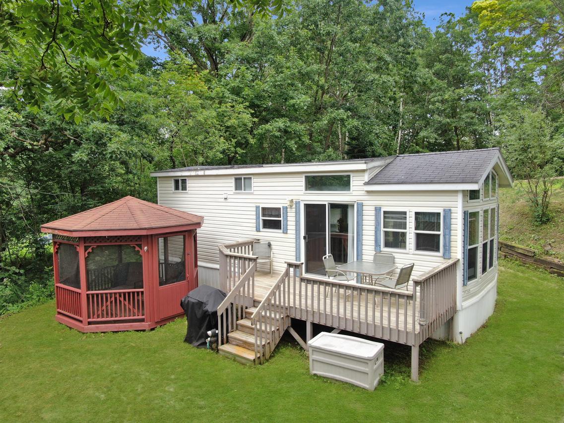 S7855 Eagle Crest Dr, Wheatland, WI 54624