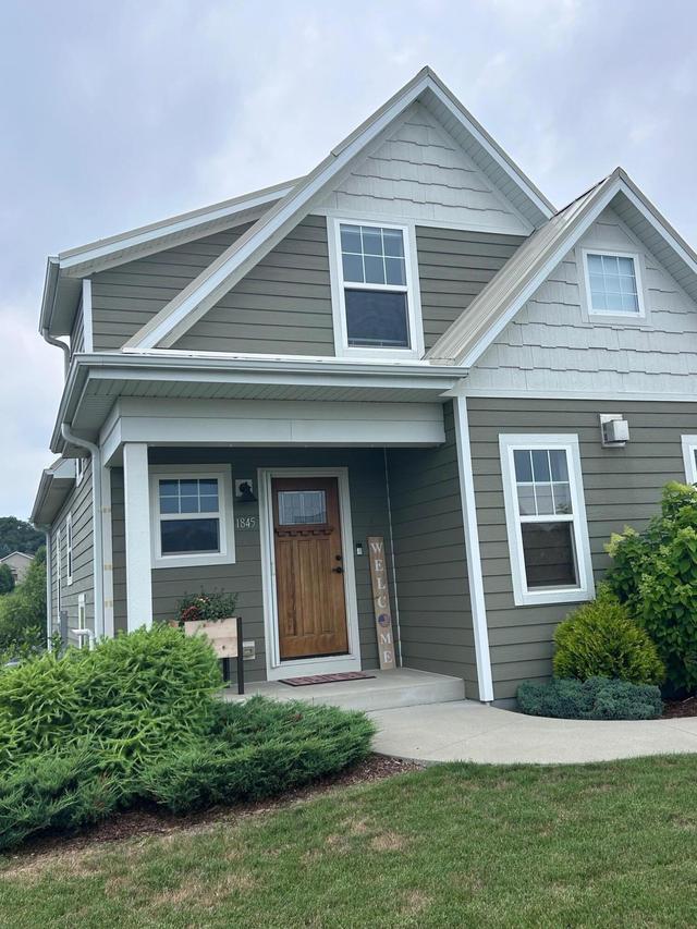 1845 Farm View, Port Washington, WI 53024