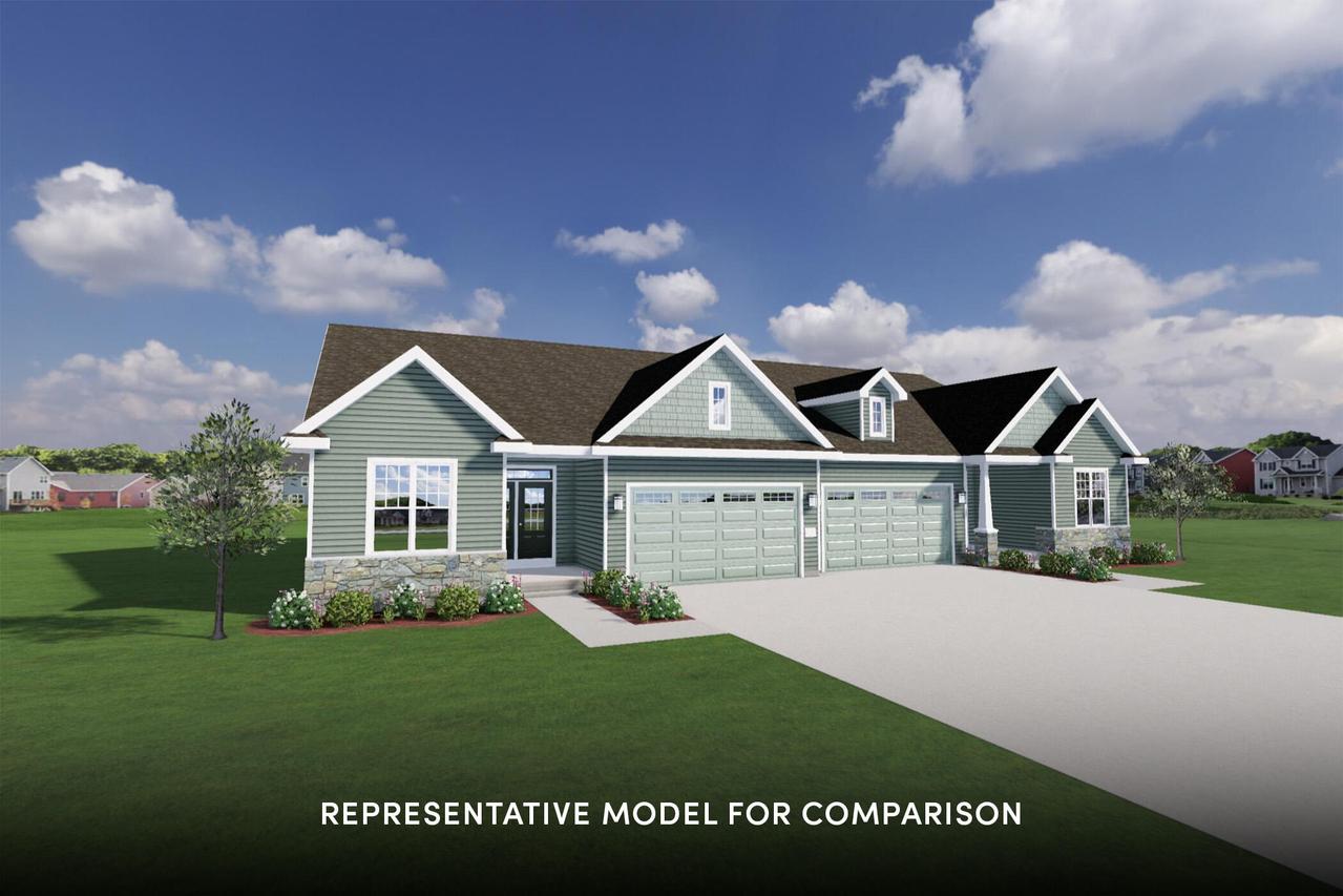990 Elderberry Rd, Oconomowoc, WI 53066