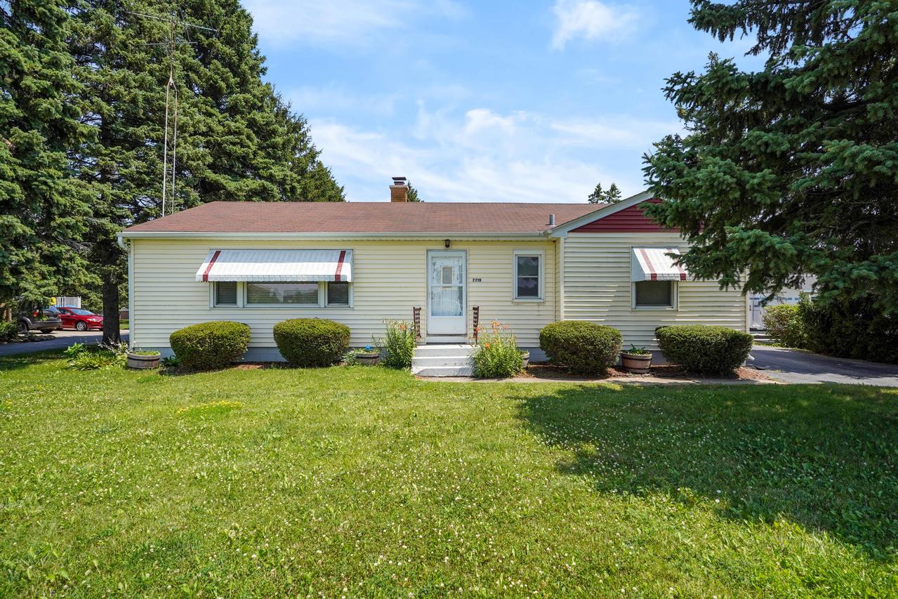 7719 88th Ave, Pleasant Prairie, WI 53158