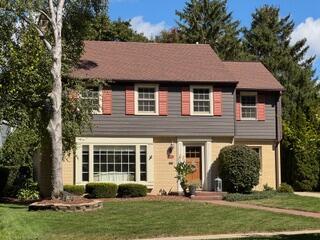 4001 S 55th St, Greenfield, WI 53220