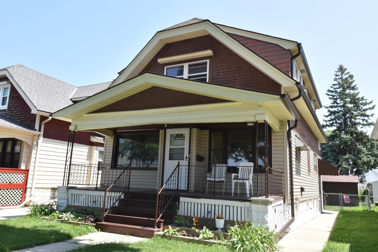 3224 S 15th Pl #3224A, Milwaukee, WI 53215