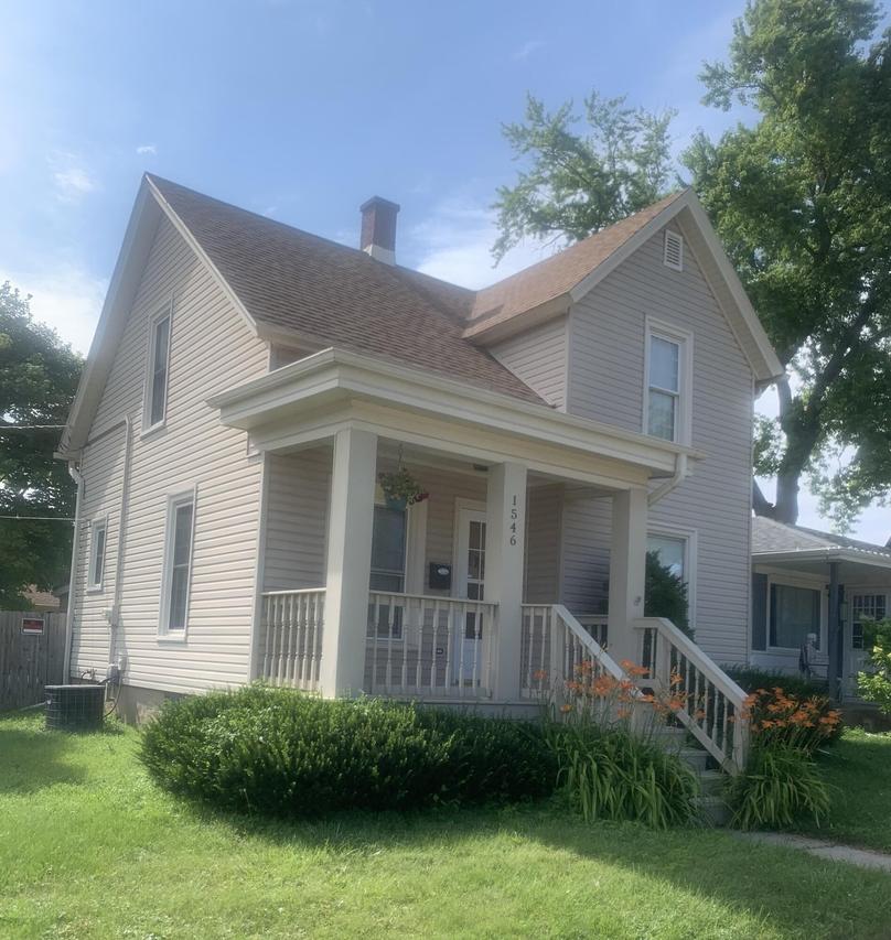 1546 Hayes Ave, Racine, WI 53405