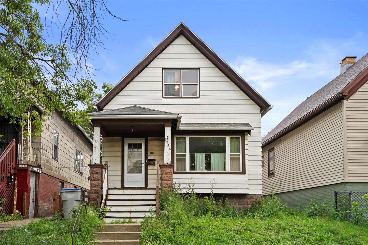 1968 S 12th St, Milwaukee, WI 53204