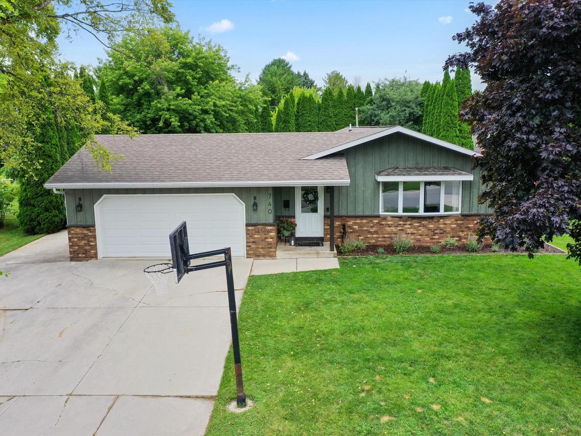 740 Wilson Ave, Sheboygan Falls, WI 53085