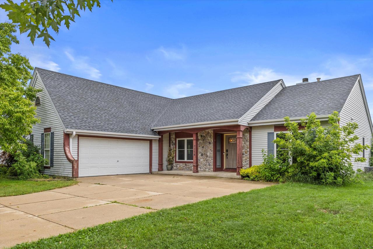 8354 S Shepard Ave, Oak Creek, WI 53154