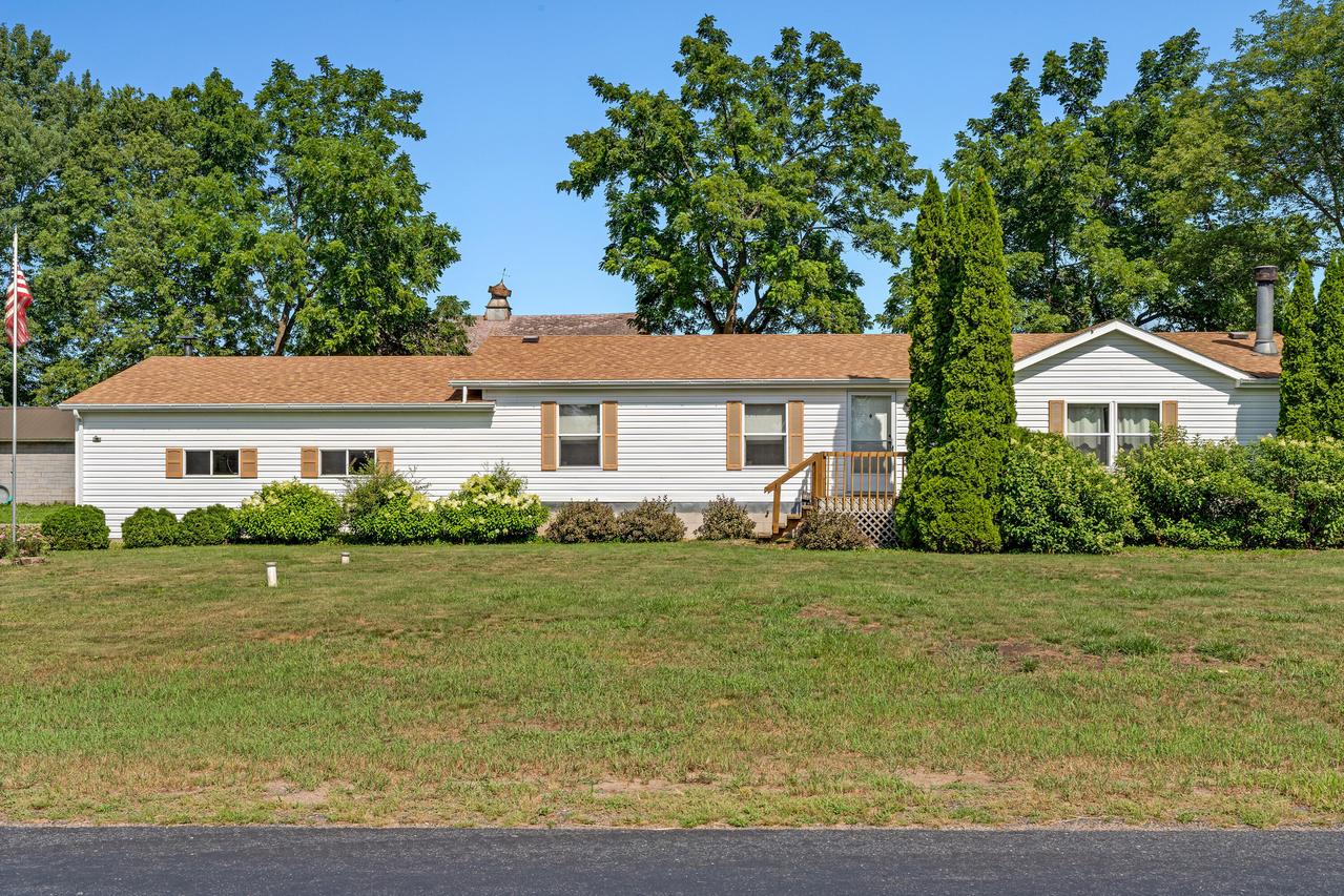 N15504 Harris Rd, Trempealeau, WI 54661