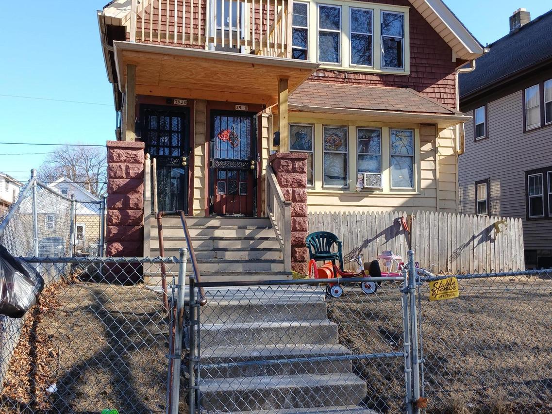 3918 N 24th St #3920, Milwaukee, WI 53206