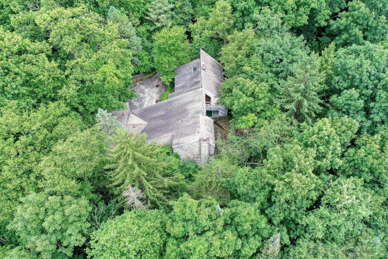 667 Patrick Dr, Erin, WI 53027