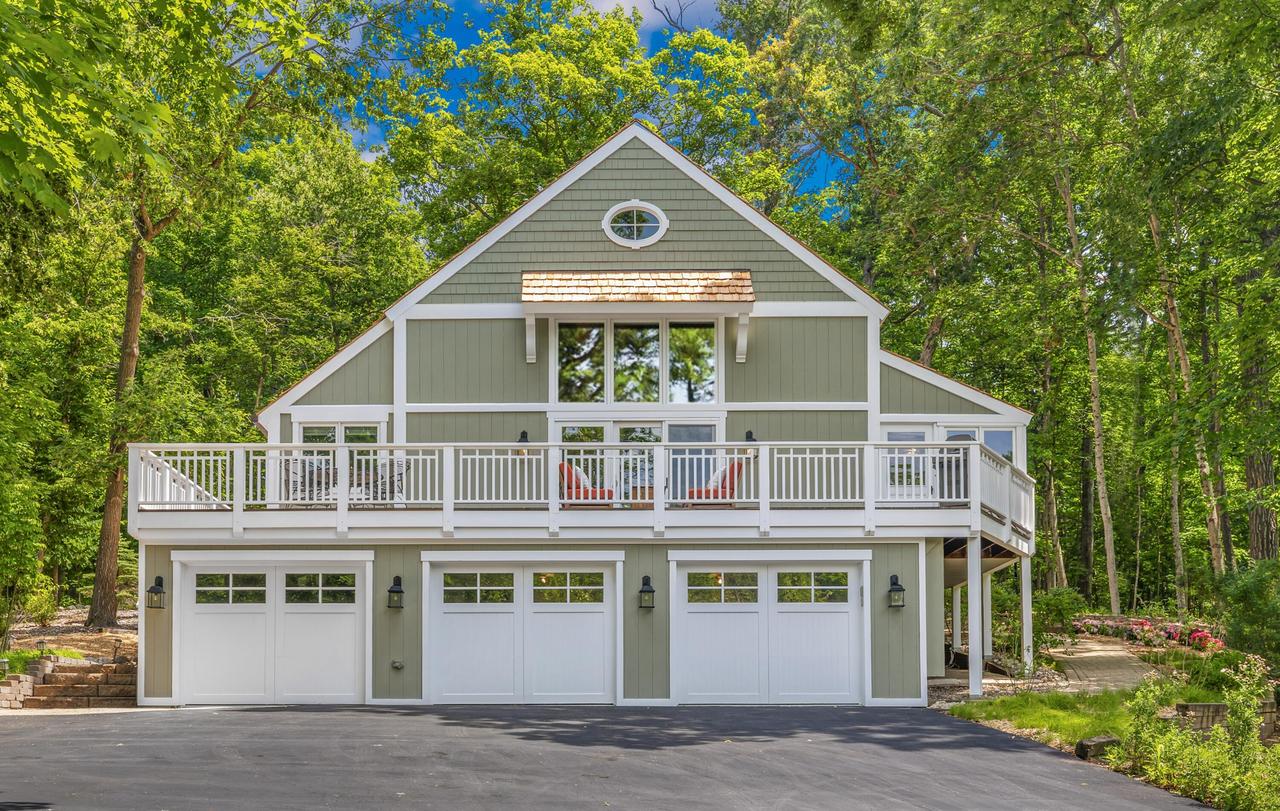 N1542 N Creekside Ln, Linn, WI 53147
