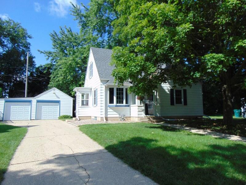N85W16521 Mary Ct, Menomonee Falls, WI 53051