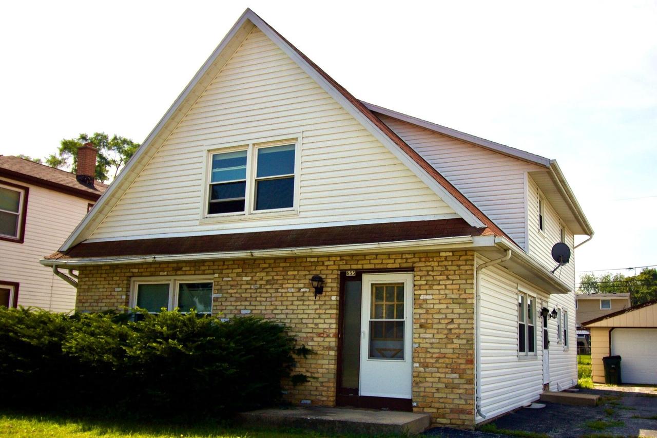 633 Columbia Ave, South Milwaukee, WI 53172