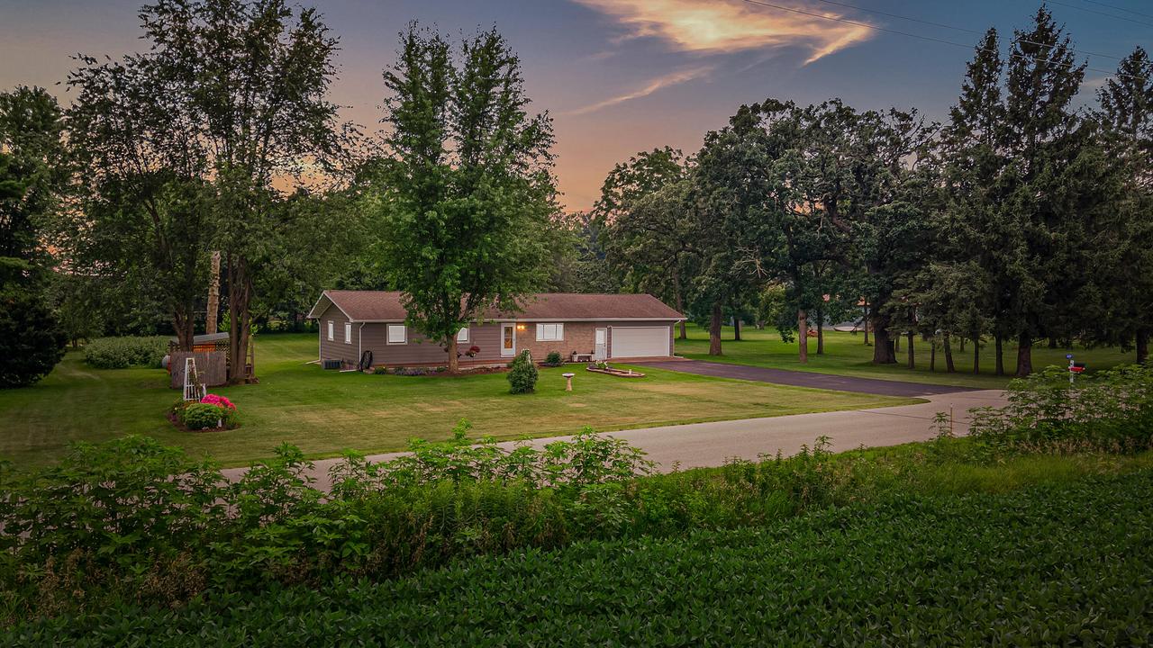 W21889 Cox Rd, Caledonia, WI 54630