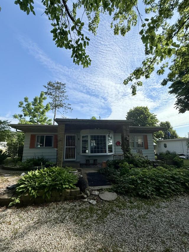 1129 Sheridan Rd, Somers, WI 53140