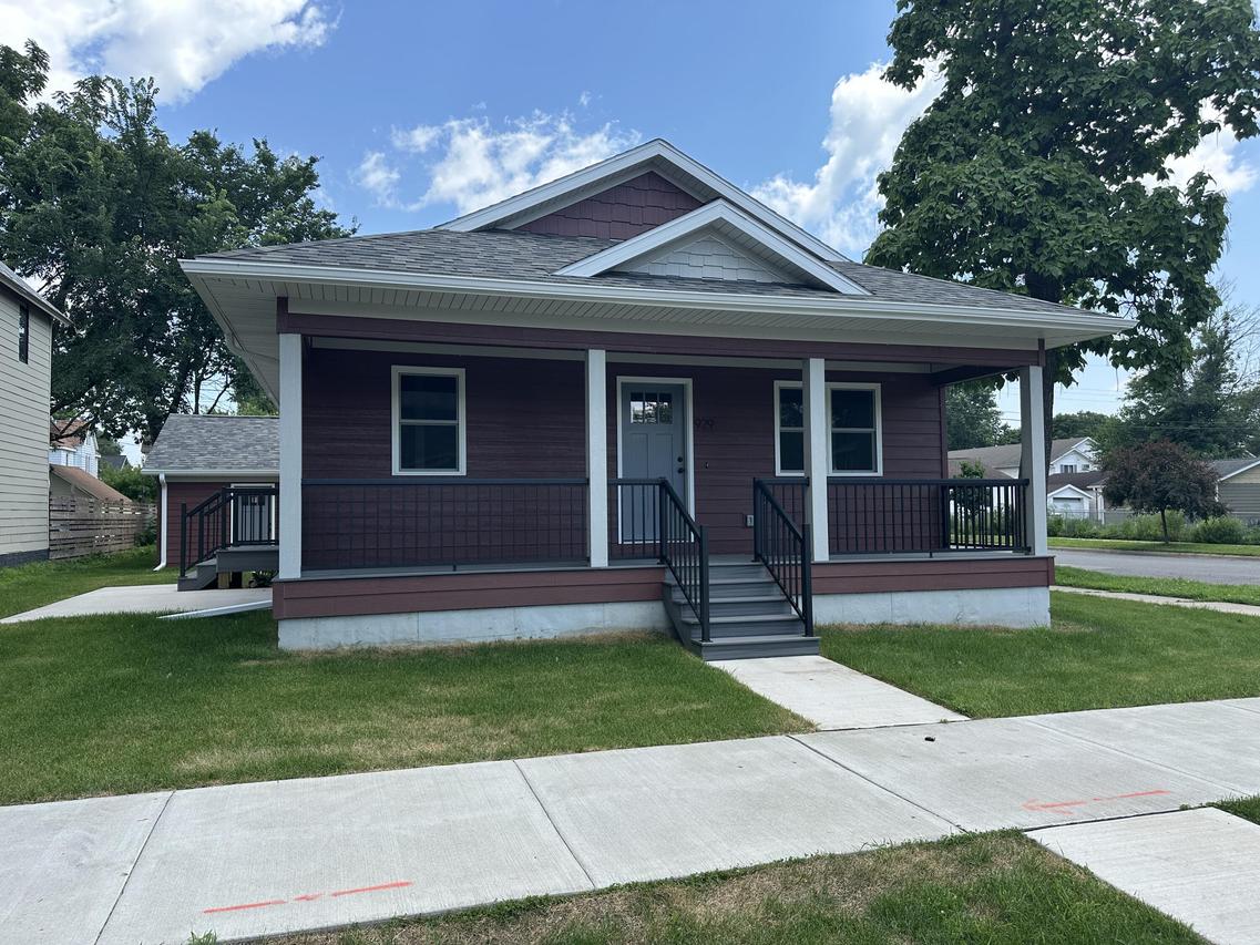 929 5th Ave, La Crosse, WI 54601