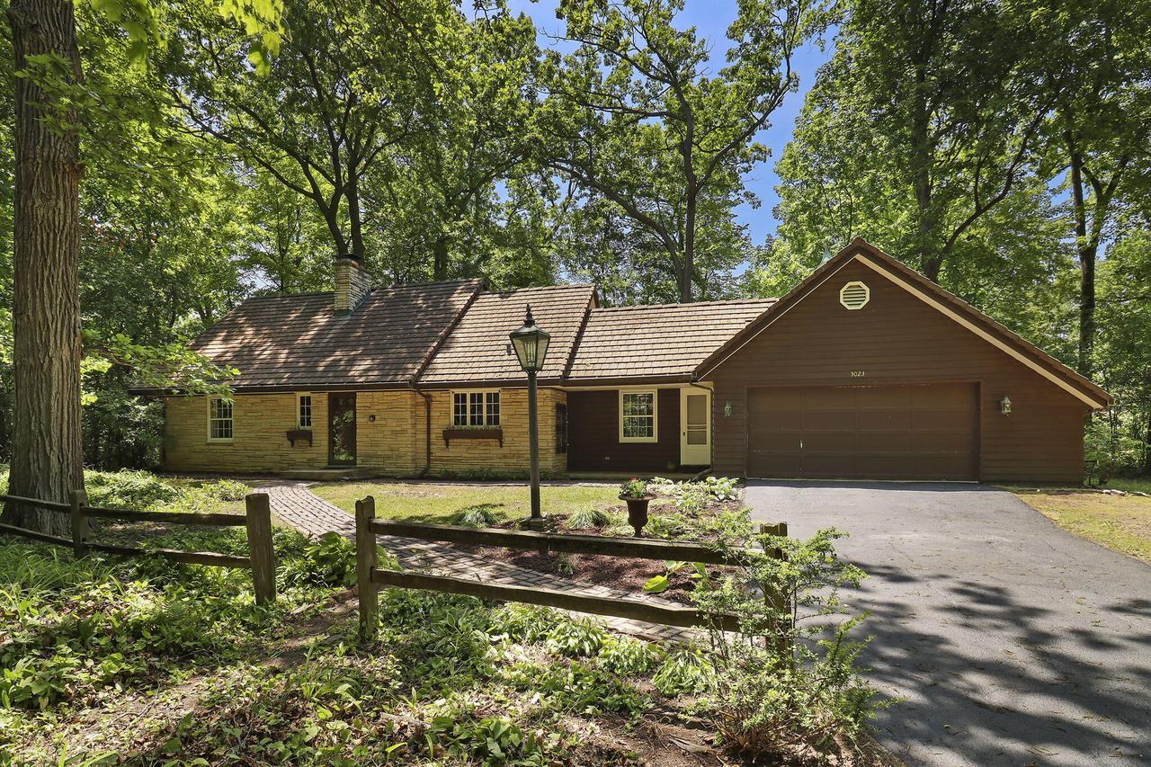3023 Bruce Dr, Caledonia, WI 53404