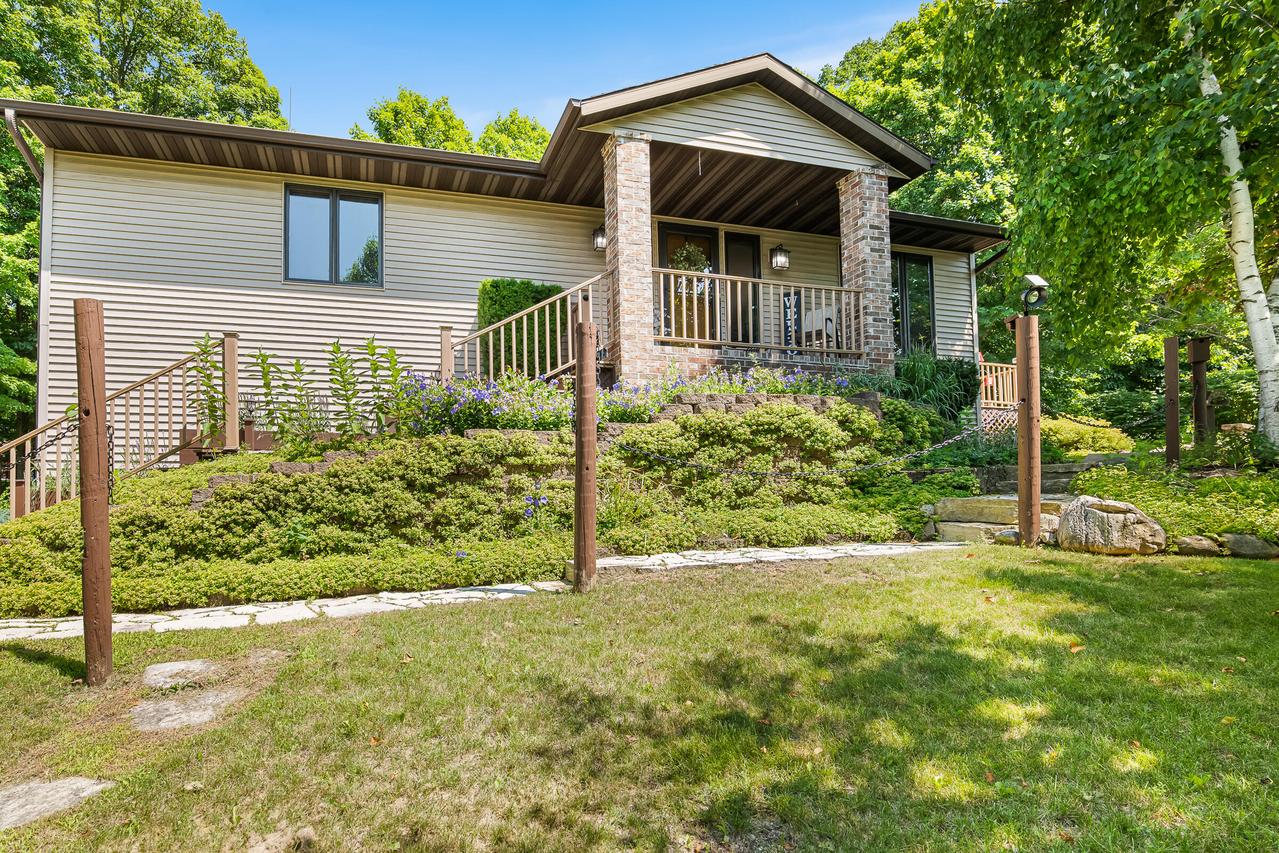 N8621 Ridge Creek, Rhine, WI 53020