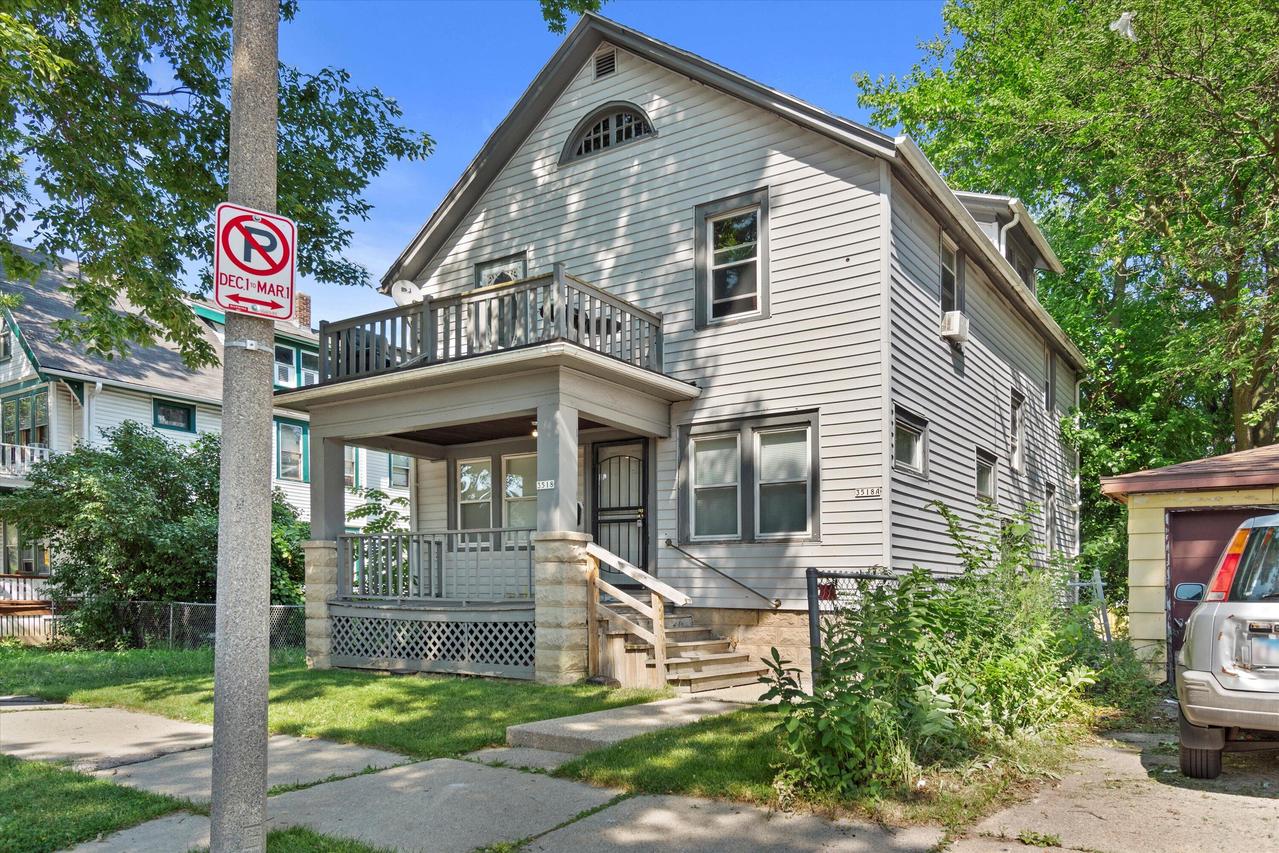 3518 N 9th St, Milwaukee, WI 53206