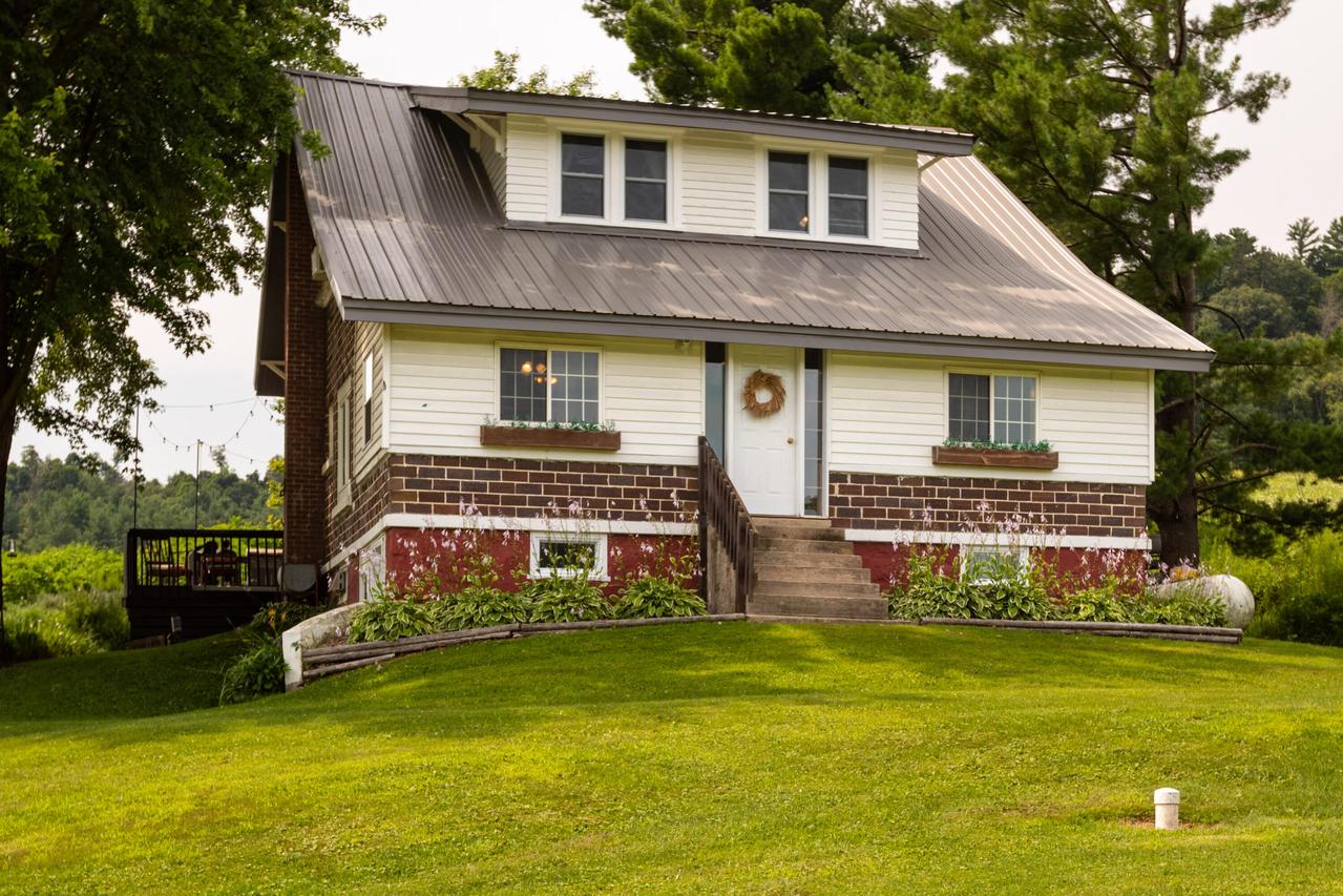 23247 Nordale Ave, Wellington, WI 54651