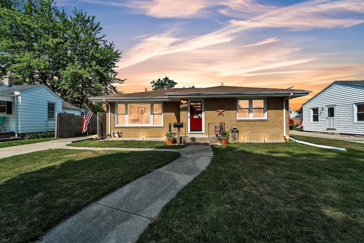 3340 6th Ave, Racine, WI 53402
