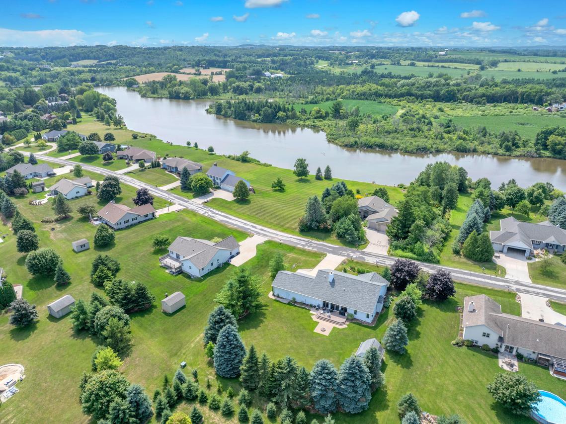 N3033 River Ridge, Lima, WI 53093