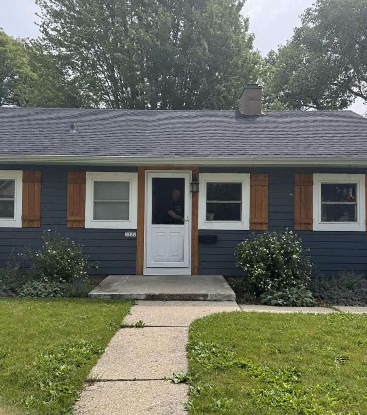 3522 N 95th St, Milwaukee, WI 53222