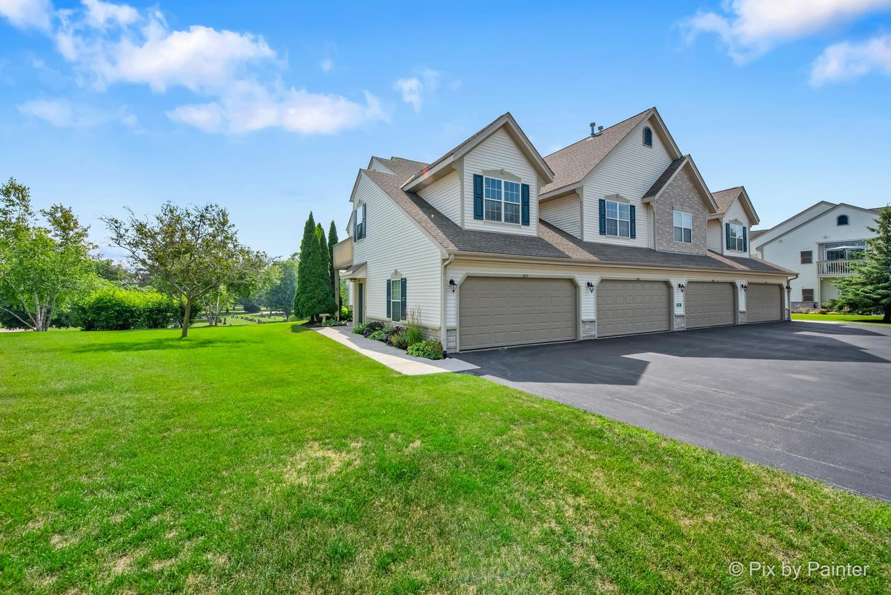 1017 Stratford Ct #201, Mount Pleasant, WI 53406