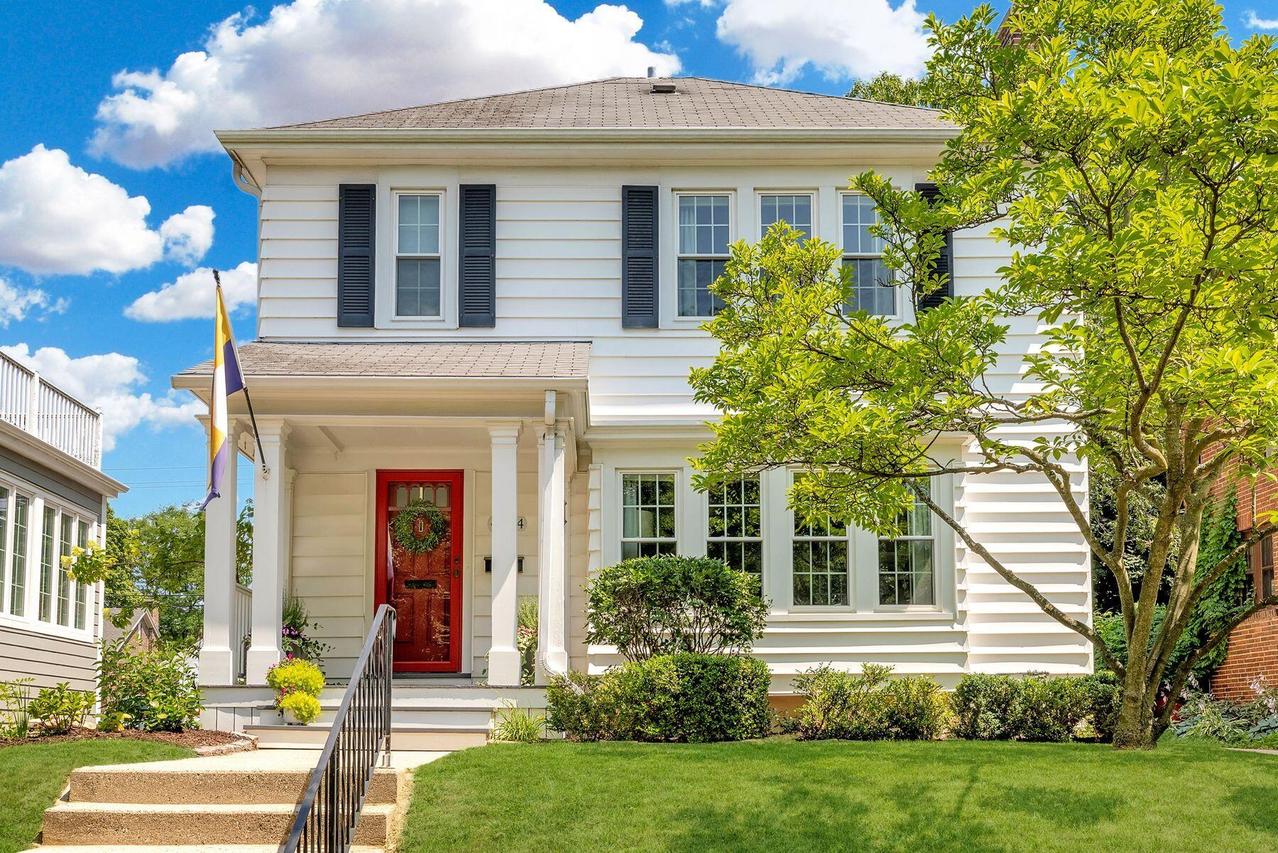 4124 N Maryland Ave, Shorewood, WI 53211