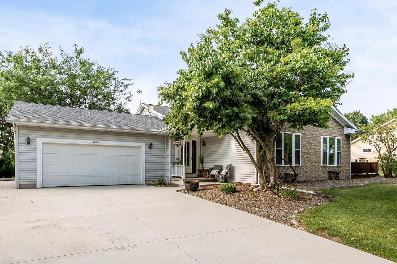 N6769 Woodfield Ln, Lake Mills, WI 53551