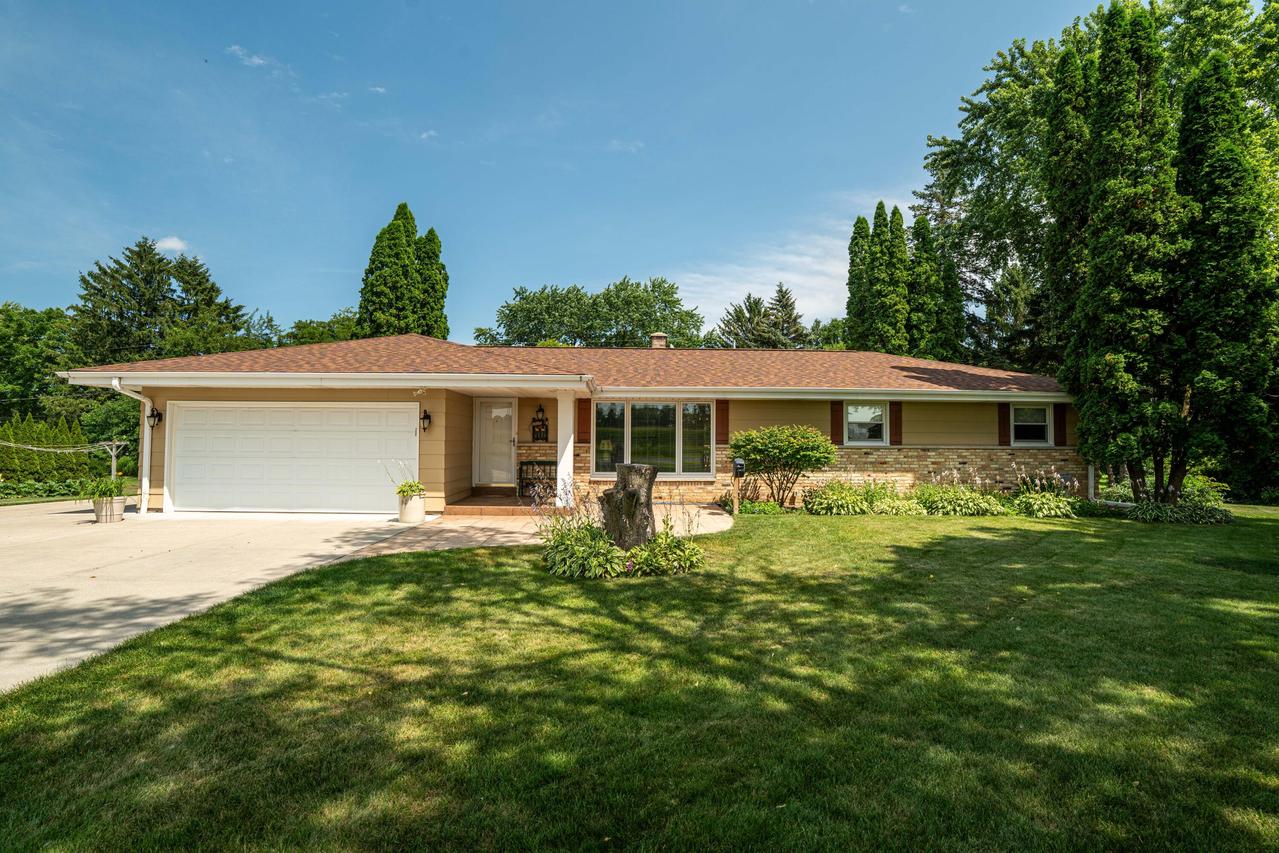 1454 County Road I -, Cedarburg, WI 53024