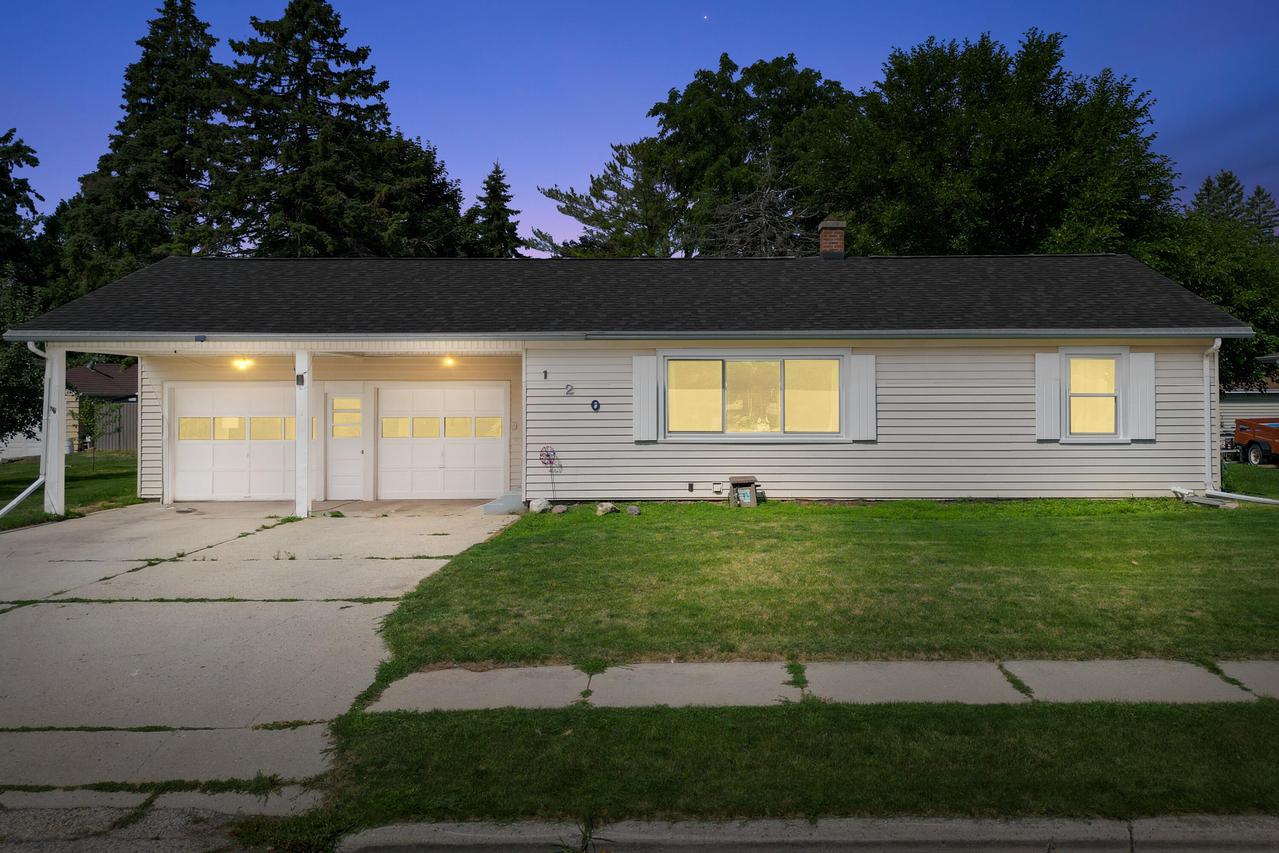 120 N Bruns Ave, Plymouth, WI 53073