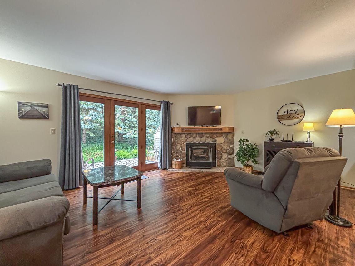 2419 Willowood Dr #A, Waukesha, WI 53188