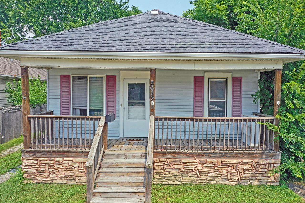 2612 75th St, Kenosha, WI 53143