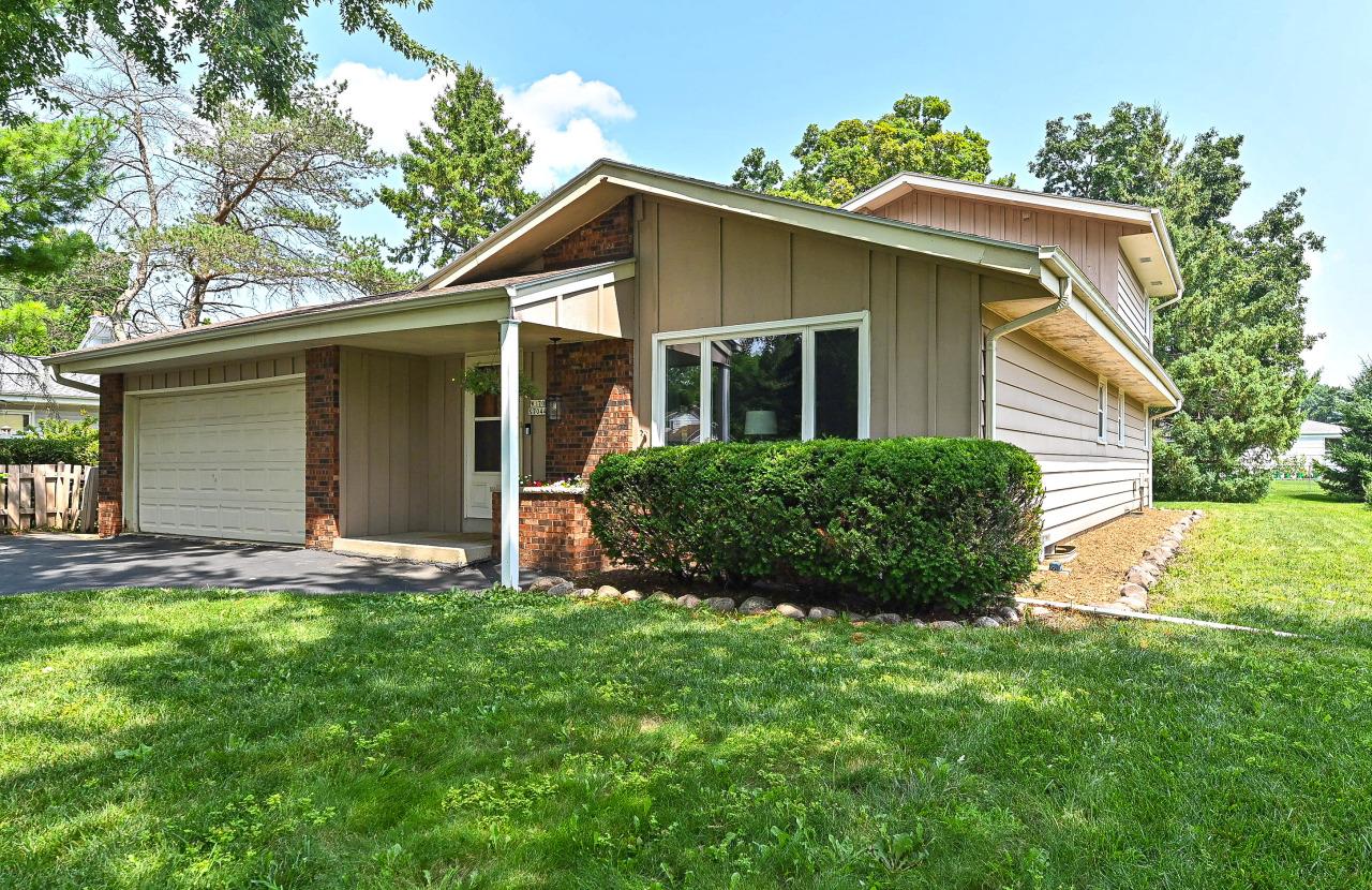 W170S7044 Southern Dr, Muskego, WI 53150