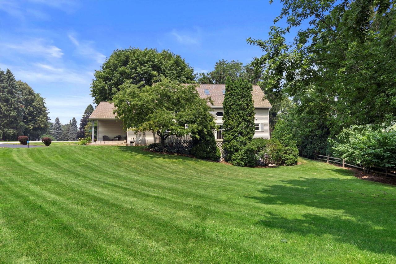 3655 99th St, Pleasant Prairie, WI 53158