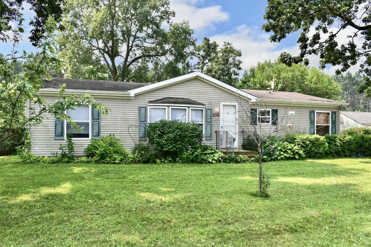 105 Wisconsin Ave, Cochrane, WI 54622