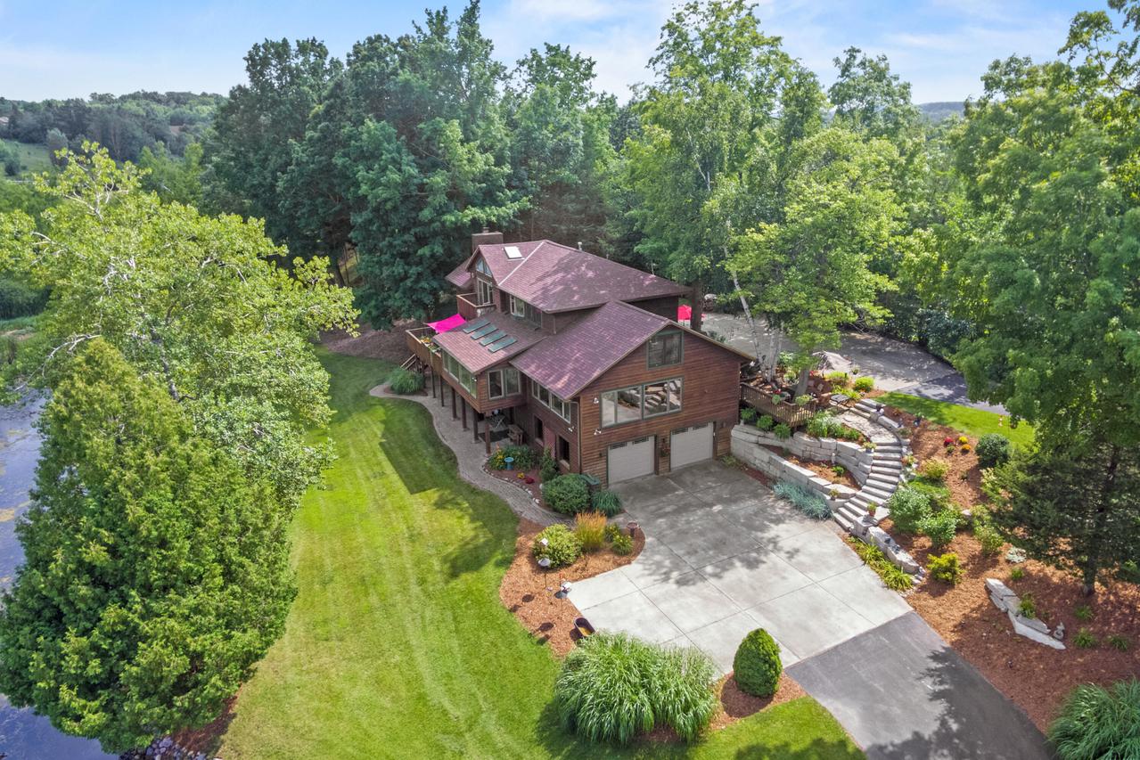 6215 Riesch Rd, West Bend, WI 53095
