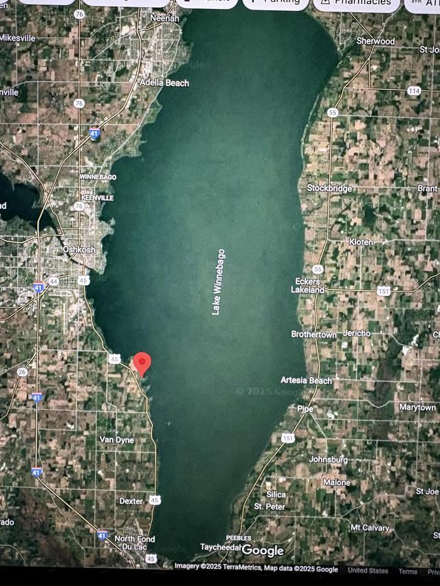 5582 Lake Rd, Black Wolf, WI 54902