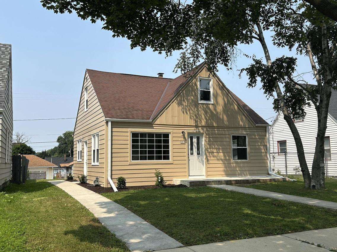 5313 N 44th St, Milwaukee, WI 53218