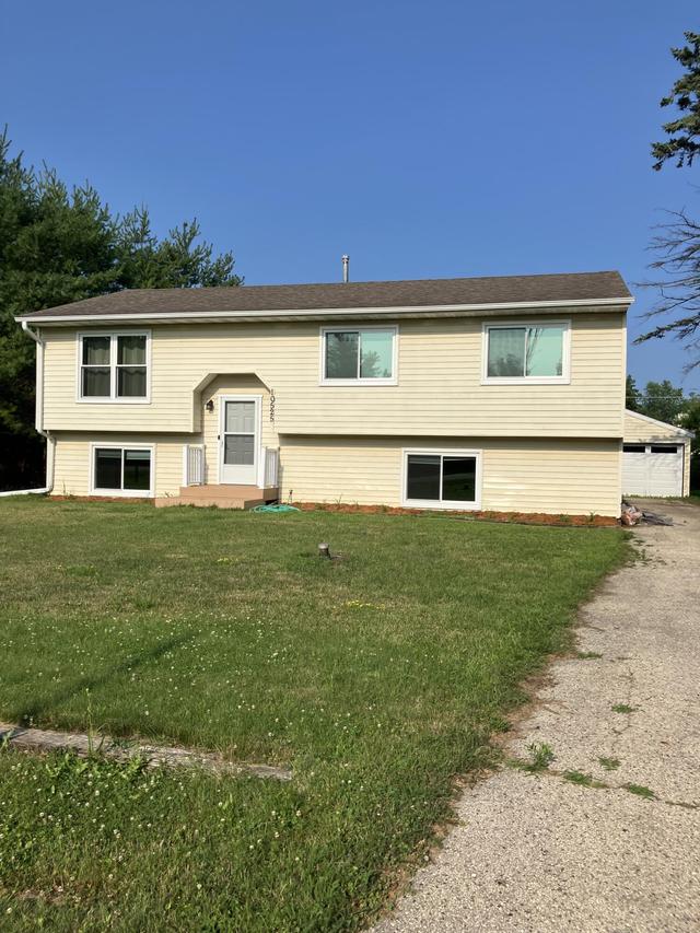 10525 3rd Ave, Pleasant Prairie, WI 53158