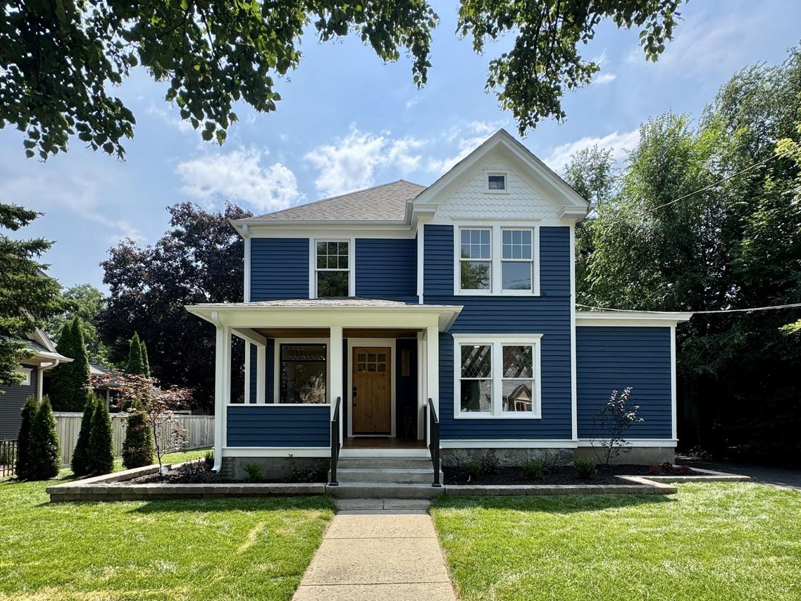 1332 Dodge St, Lake Geneva, WI 53147