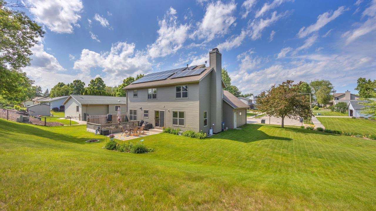 1001 Carmen Ave, Sheboygan, WI 53081