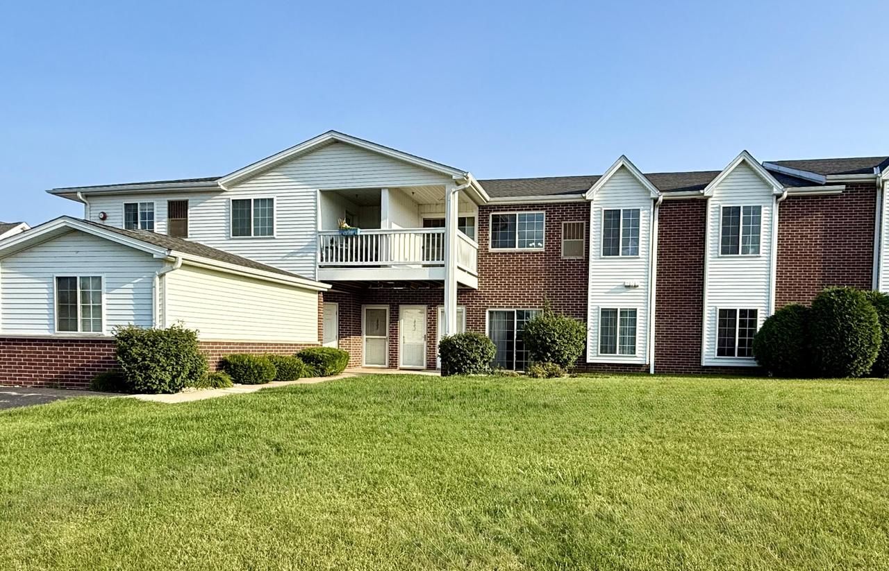 2775 11th Pl #803, Somers, WI 53140