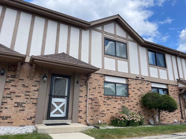 5701 Cambridge Cir #4, Mount Pleasant, WI 53406