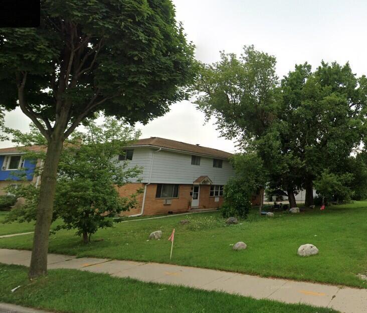 5831 N 91st St #5833, 5835, Milwaukee, WI 53225