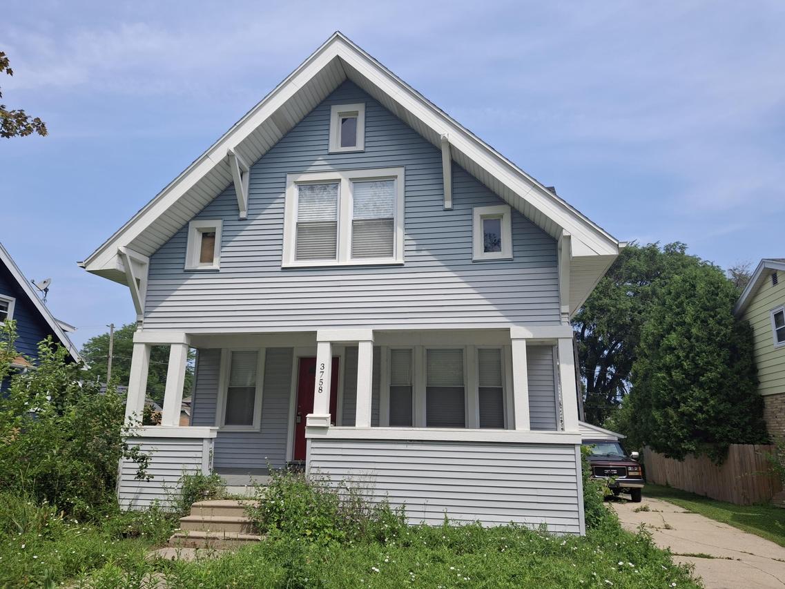 3758 E Van Norman Ave, Cudahy, WI 53110