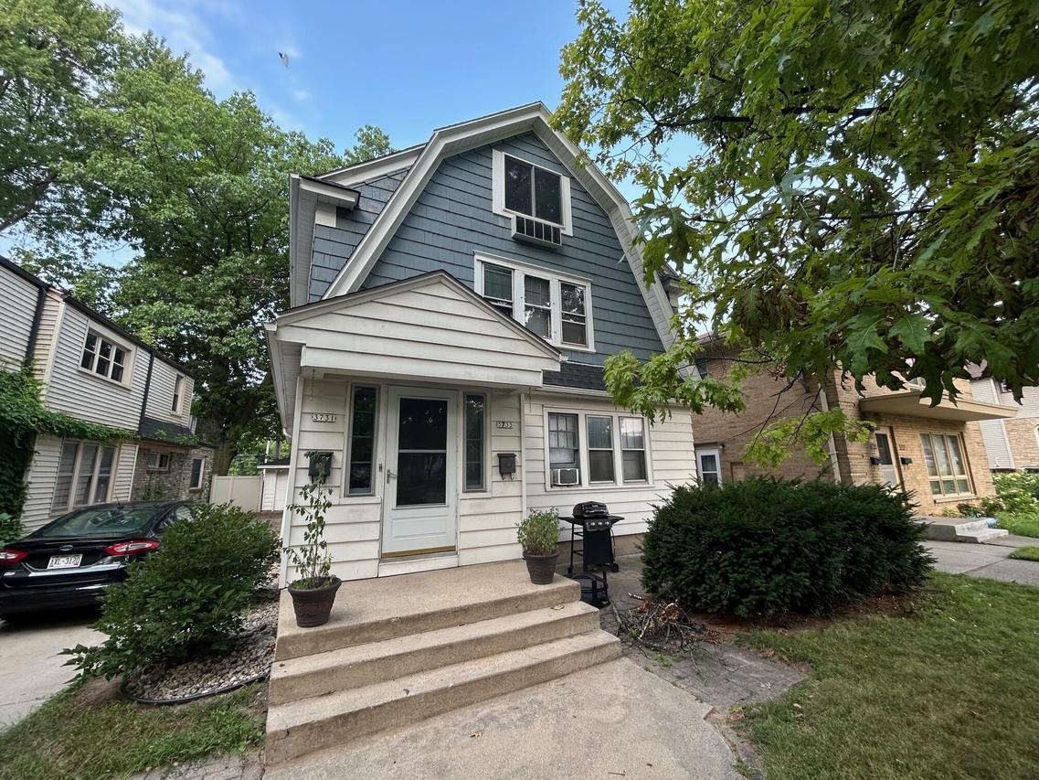 3731 N Morris Blvd #3733, Shorewood, WI 53211