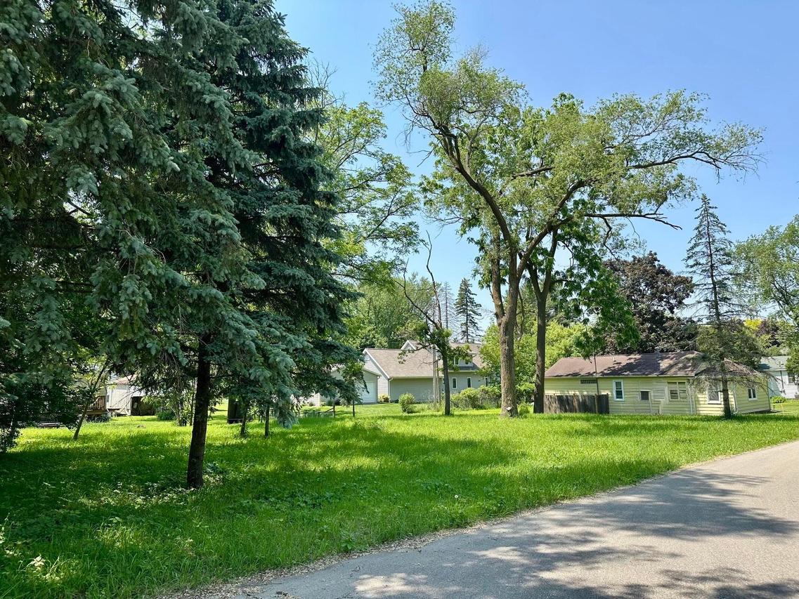 Lt1-4 West St, Delavan, WI 53115