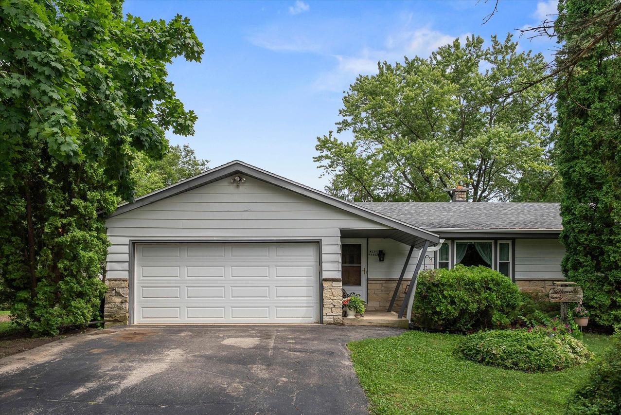 W235N6442 Outer Cir., Sussex, WI 53089