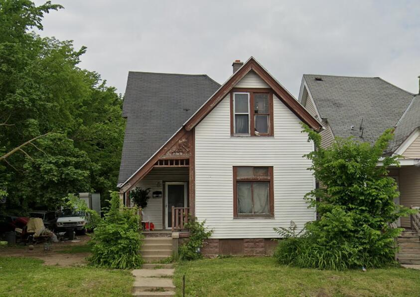 2133 N 27th St, Milwaukee, WI 53208